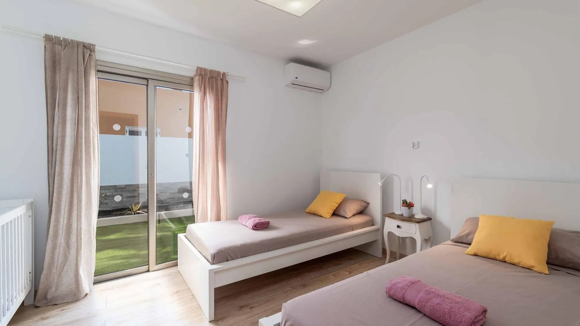 Villa Max Antigua  Spain